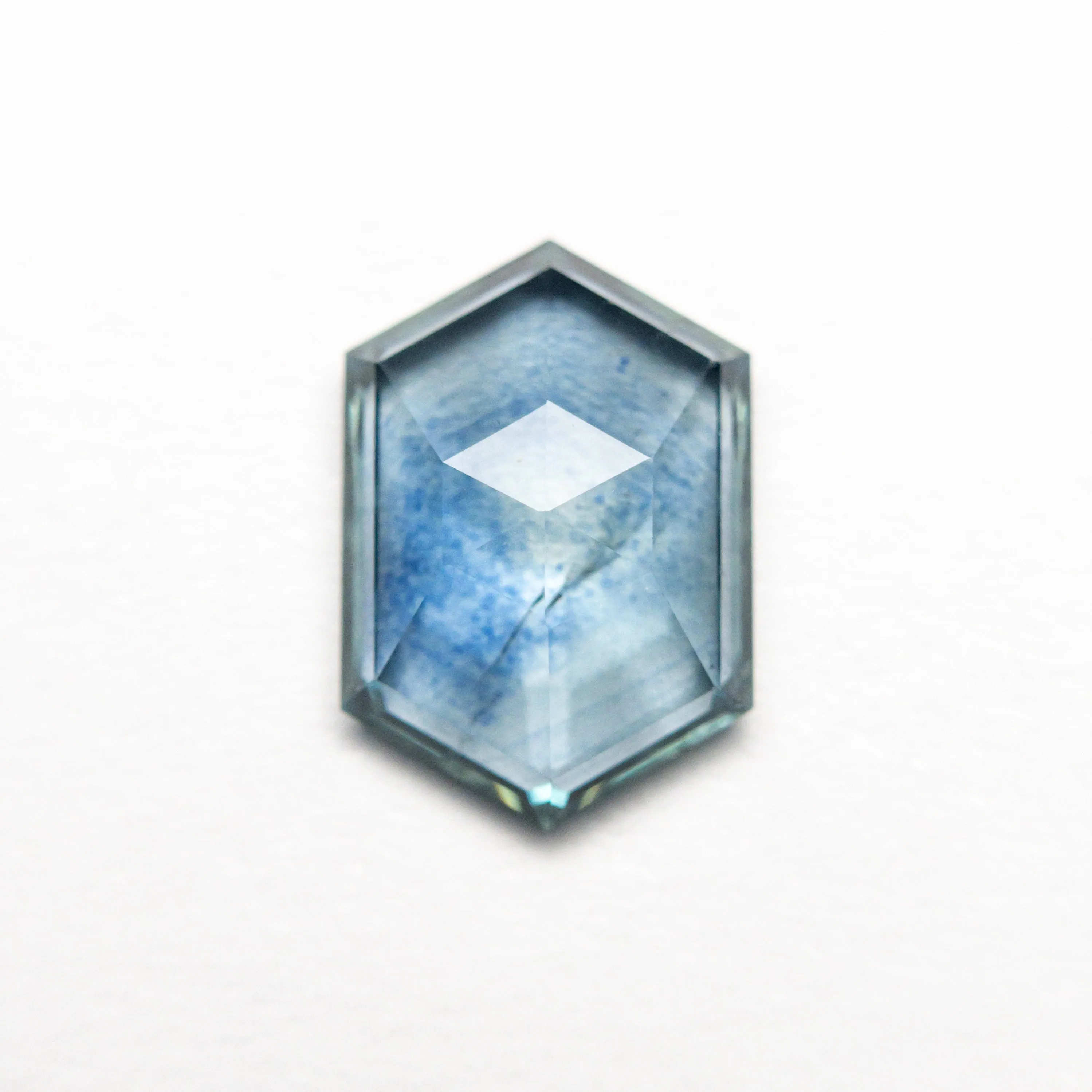 1.55ct 9.12x6.27x2.64mm Hexagon Rosecut Sapphire 22434-63