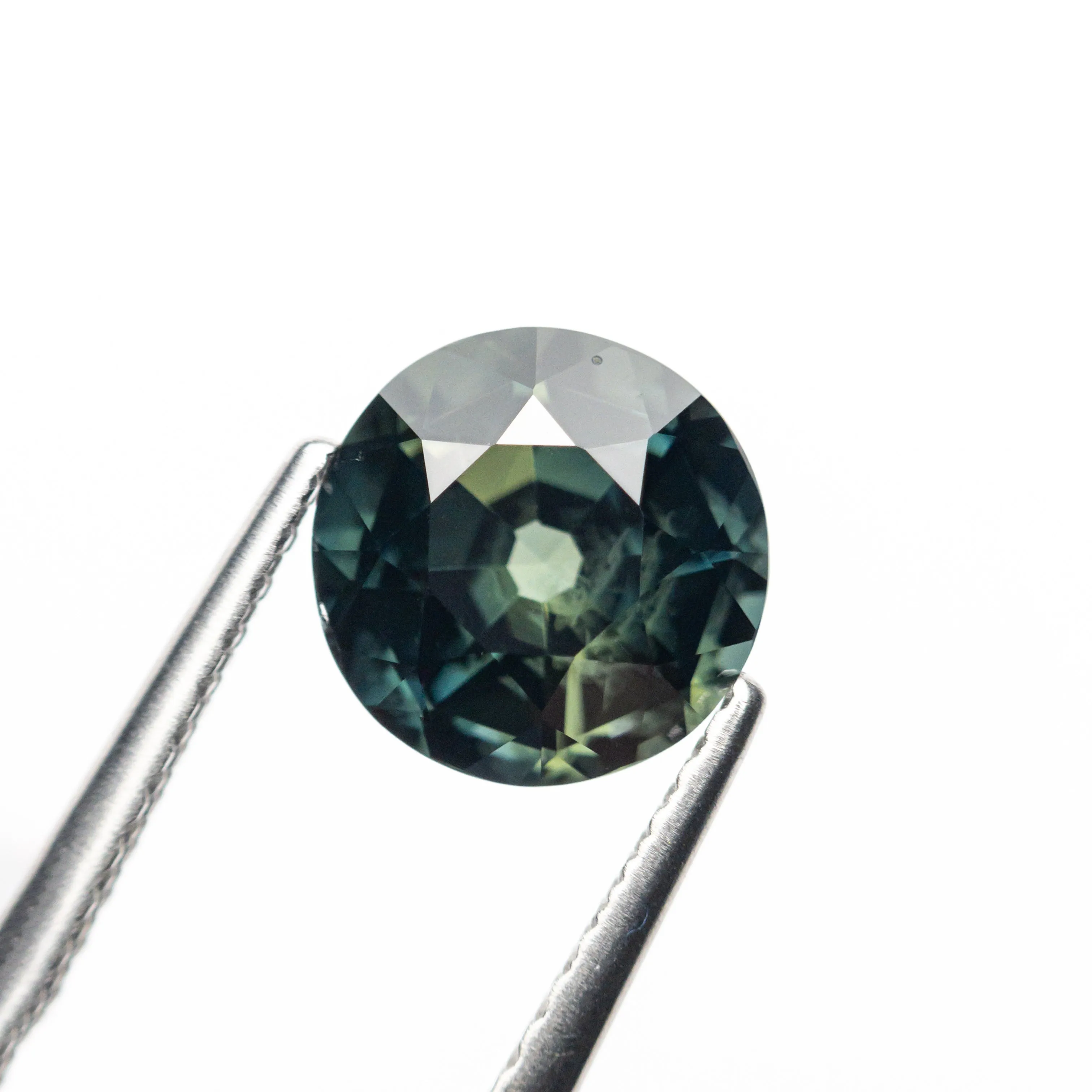 1.76ct 7.10x7.06x4.62mm Round Brilliant Sapphire 20959-04