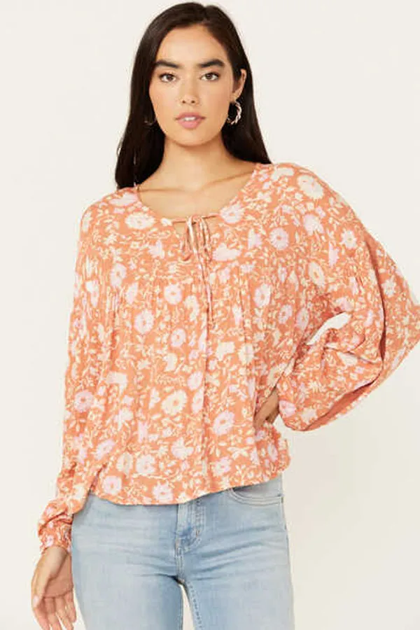 Sadie & Sage With Love Peasant Top